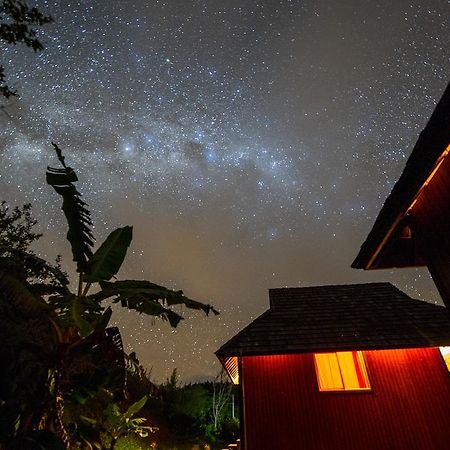La Perruche Rouge Guest House Tamatoa Buitenkant foto